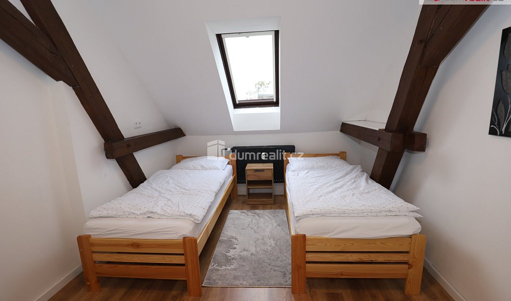 Prodej bytu 3+1 87 m², Cheb – náhled fotky 11