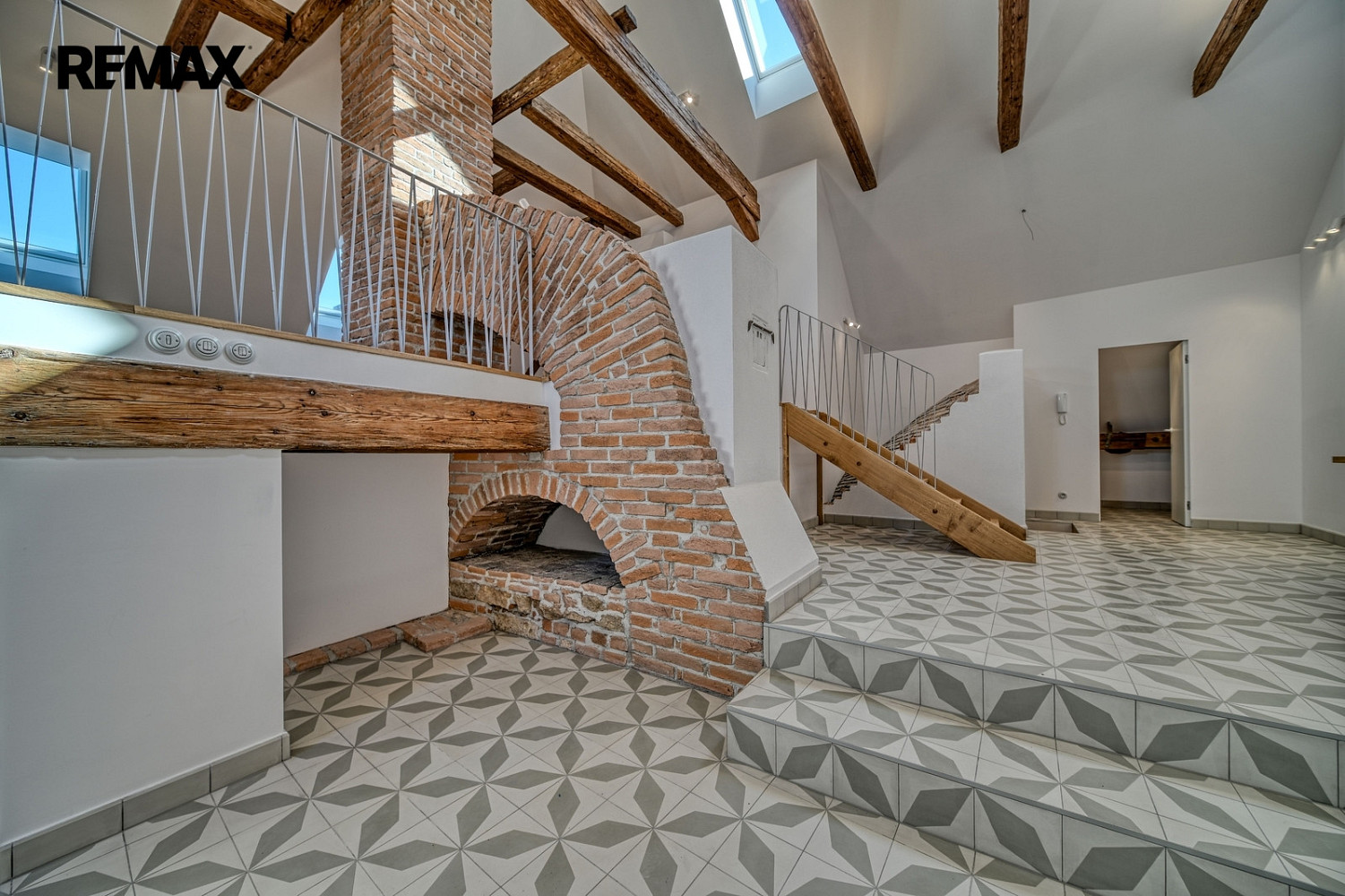 Pronájem bytu atypického 123 m² — photo 4