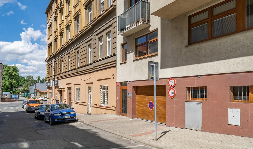 Prodej bytu 1+kk 39 m², Praha – náhled fotky 11