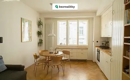 Prodej bytu 3+kk 73 m², Vrázova, Praha 5 - Smíchov