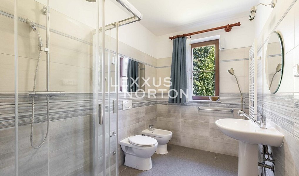 Prodej domu 316 m² s pozemkem 1 084 m², Úhonice – náhled fotky 14