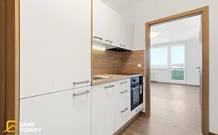 Pronájem bytu 1+kk 34 m², Školní, Otrokovice, okres Zlín