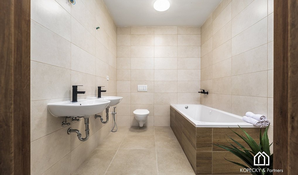 Prodej domu 139 m² s pozemkem 237 m², Praha – náhled fotky 24