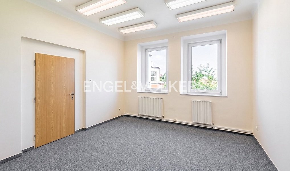 Pronájem kanceláře 35 m², Praha – náhled fotky 2