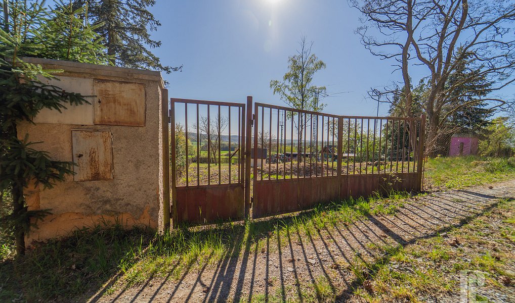 Prodej zahrady 1 000 m², Plzeň – náhled fotky 2