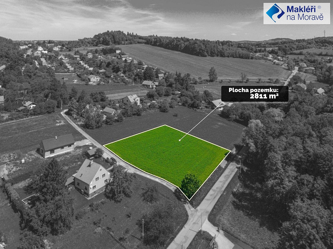 Prodej stavebního pozemku 2 811 m² – fotografie 2