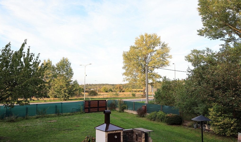Prodej chaty/chalupy 93 m² s pozemkem 1 376 m², Hradec Králové – náhled fotky 12