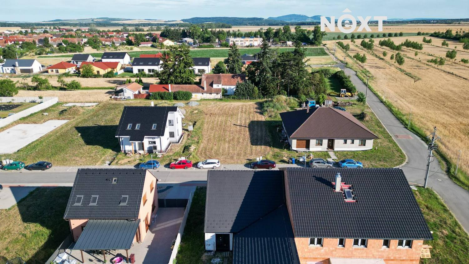 Prodej stavebního pozemku 1 048 m² — photo 4