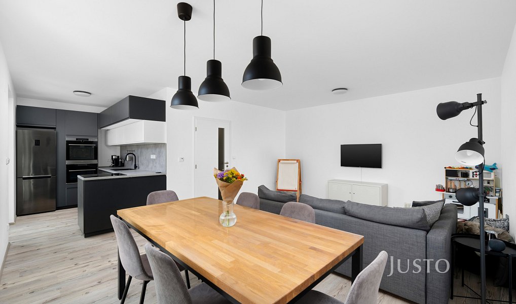 Prodej domu 136 m² s pozemkem 213 m², Hostěradice – náhled fotky 2