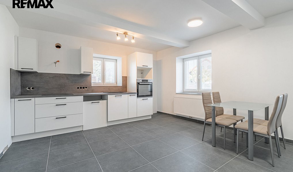 Pronájem domu 173 m² s pozemkem 180 m², Horní Lukavice – náhled fotky 9