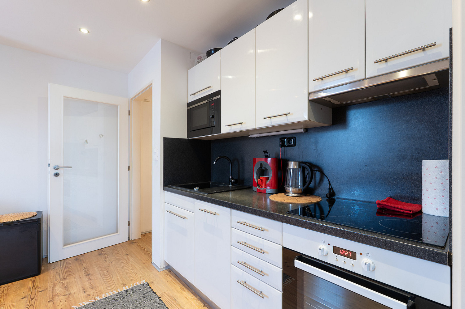 Pronájem bytu 3+kk 42 m² — photo 4