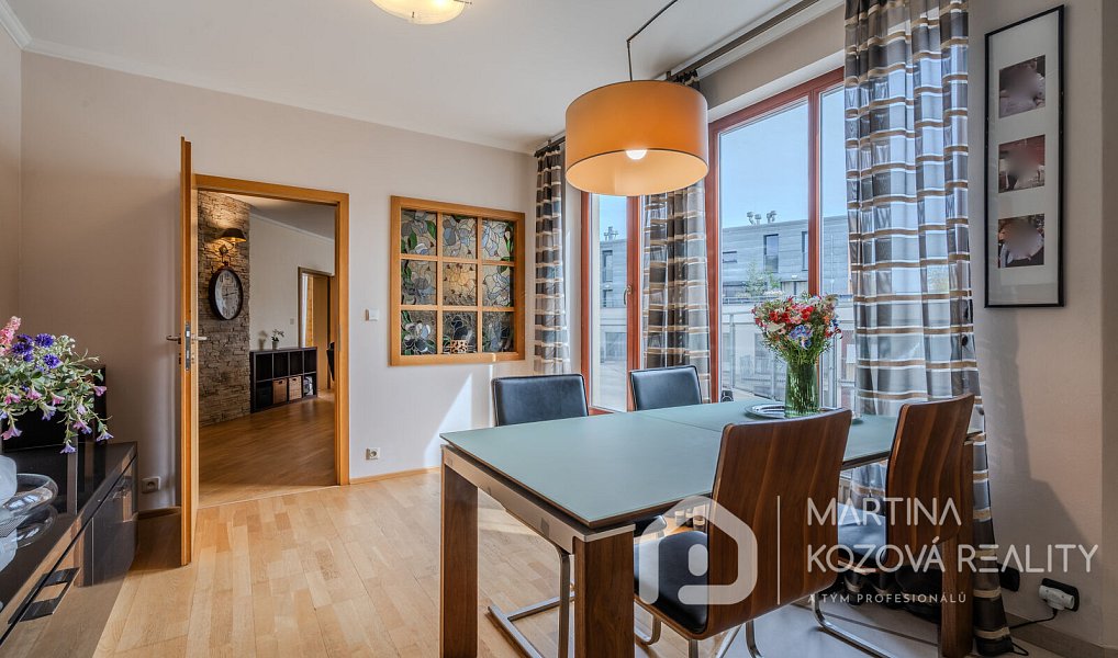 Prodej bytu 4+1 139 m², Praha – náhled fotky 6