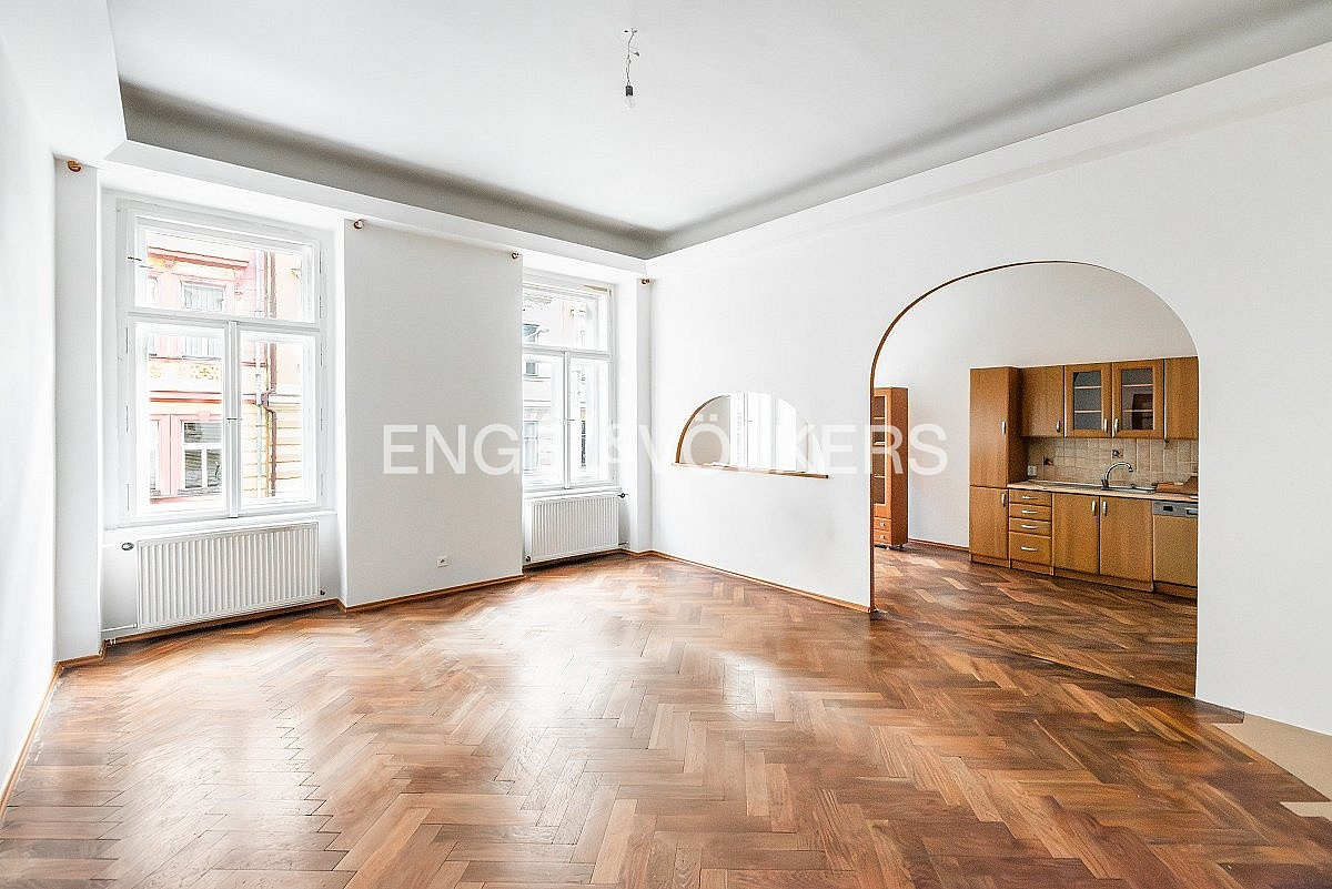 Pronájem bytu 4+kk 113 m²
