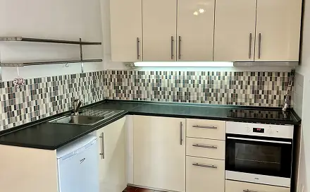 Pronájem bytu 1+kk 26 m², Hošťálkova, Praha 6 - Břevnov