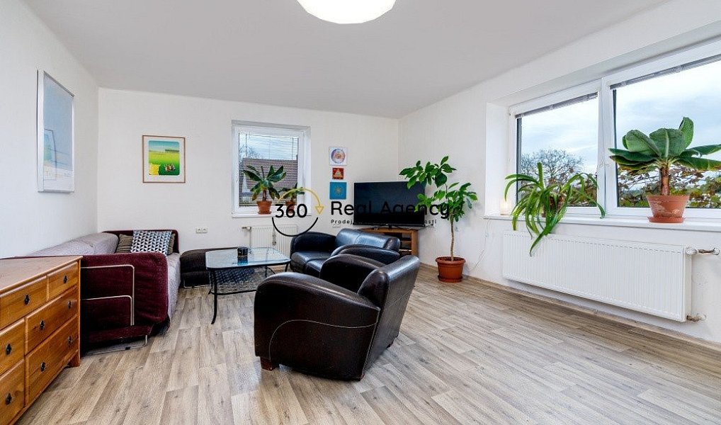 Prodej domu 299 m² s pozemkem 1 977 m², Lužec nad Cidlinou – náhled fotky 13