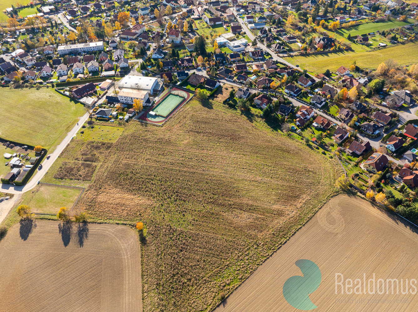 Prodej stavebního pozemku 1 010 m² – fotografie 3