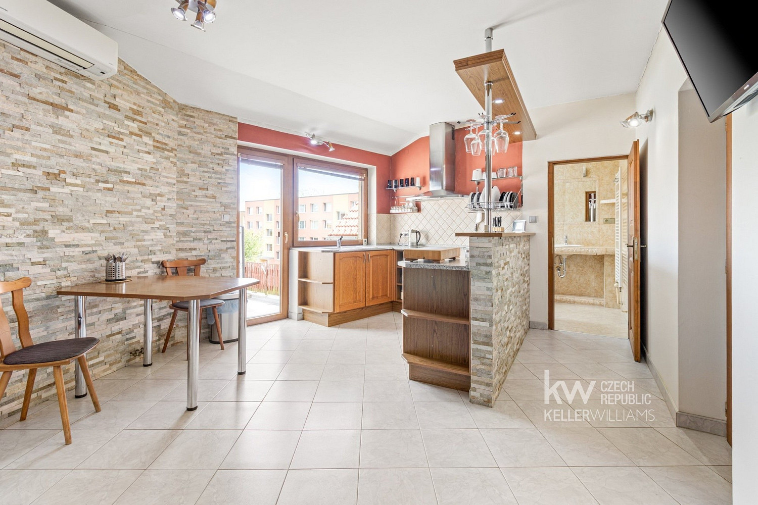 Prodej nájemního domu, činžáku 471 m² – fotografie 5
