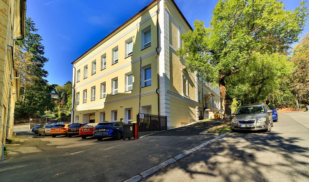 Pronájem bytu 3+1 56 m², Mariánské Lázně – náhled fotky 23