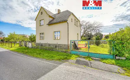 Prodej chaty/chalupy 171 m² s pozemkem 809 m², Blatno, okres Louny