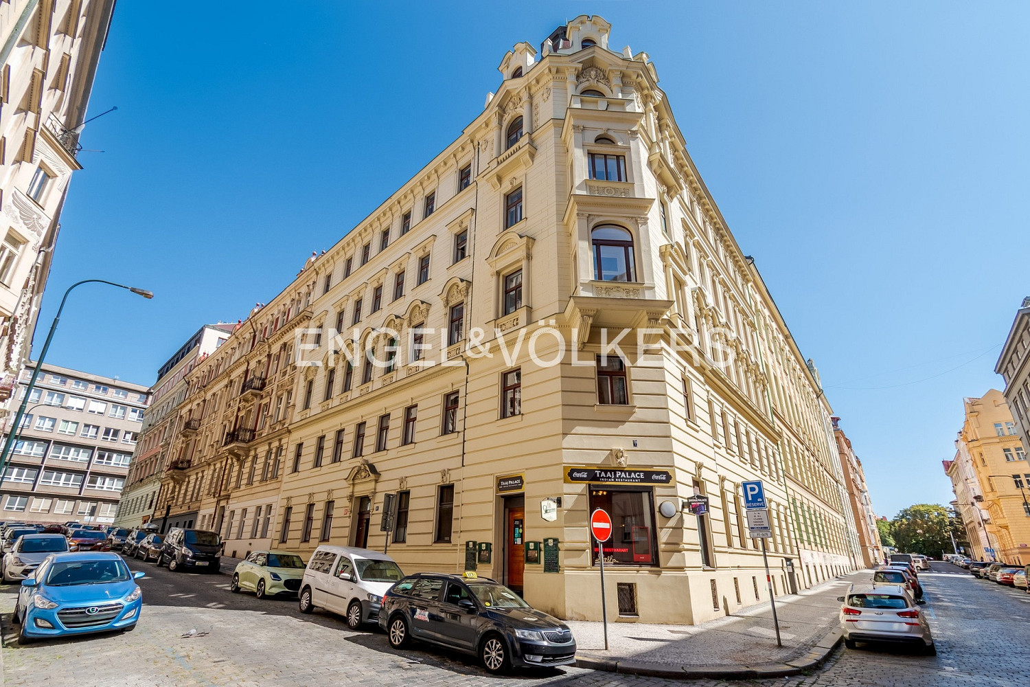 Prodej restaurace 328 m²