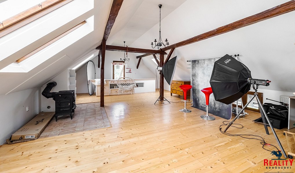 Prodej domu 240 m² s pozemkem 1 844 m², Vranov – náhled fotky 23