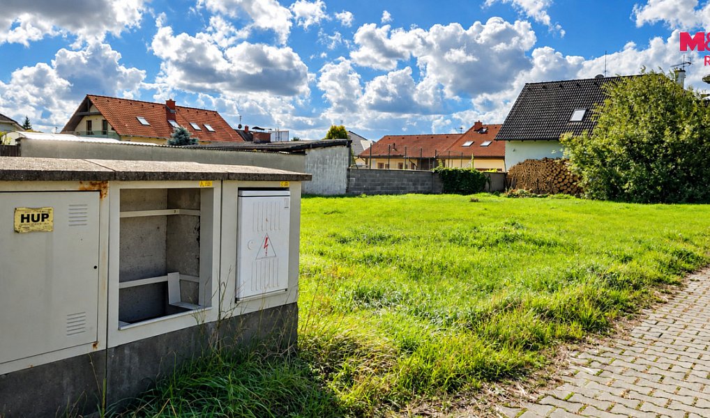 Prodej stavebního pozemku 681 m², Spojil – náhled fotky 2
