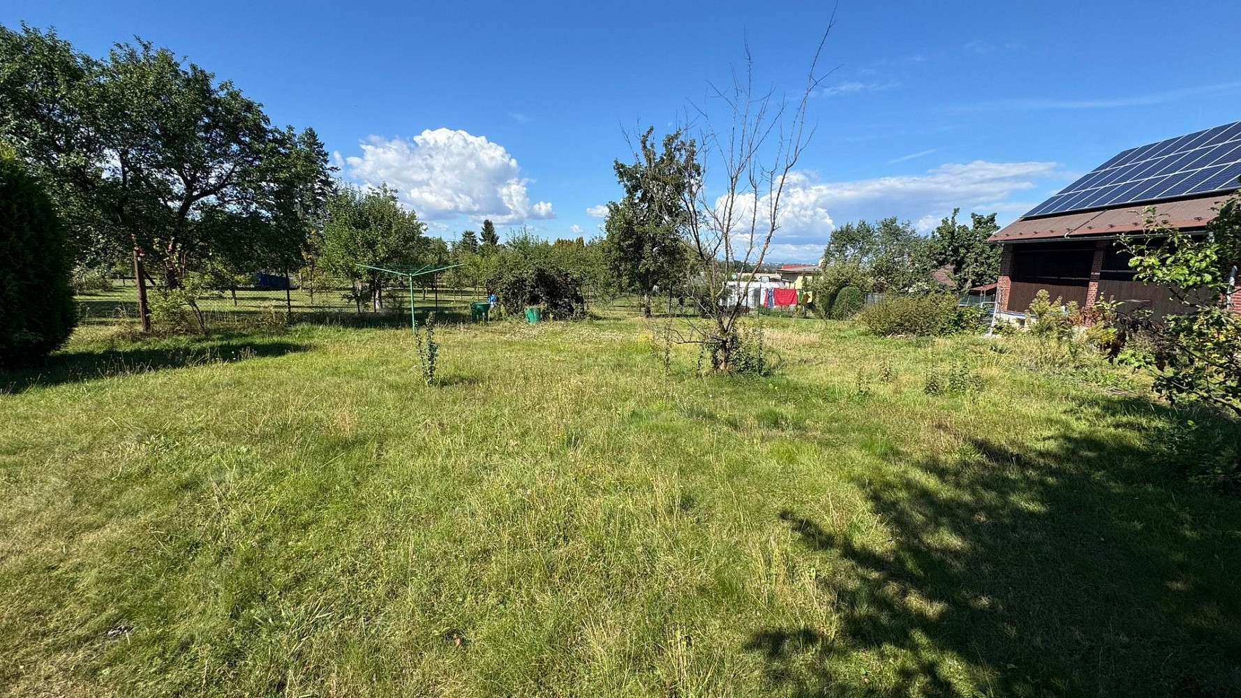 Prodej stavebního pozemku 835 m²