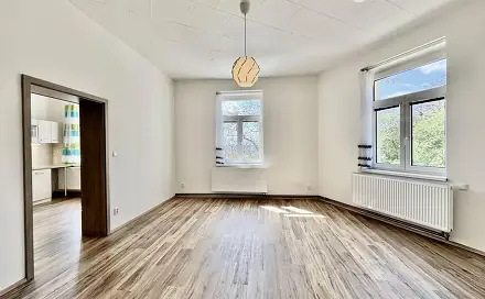 Pronájem bytu 1+1 55 m², Na rozhraní, Praha 9 - Prosek