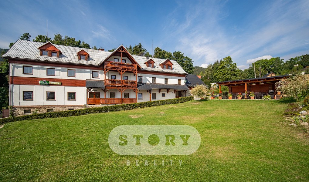 Prodej chaty/chalupy 1 407 m² s pozemkem 5 009 m², Staré Město – náhled fotky 3