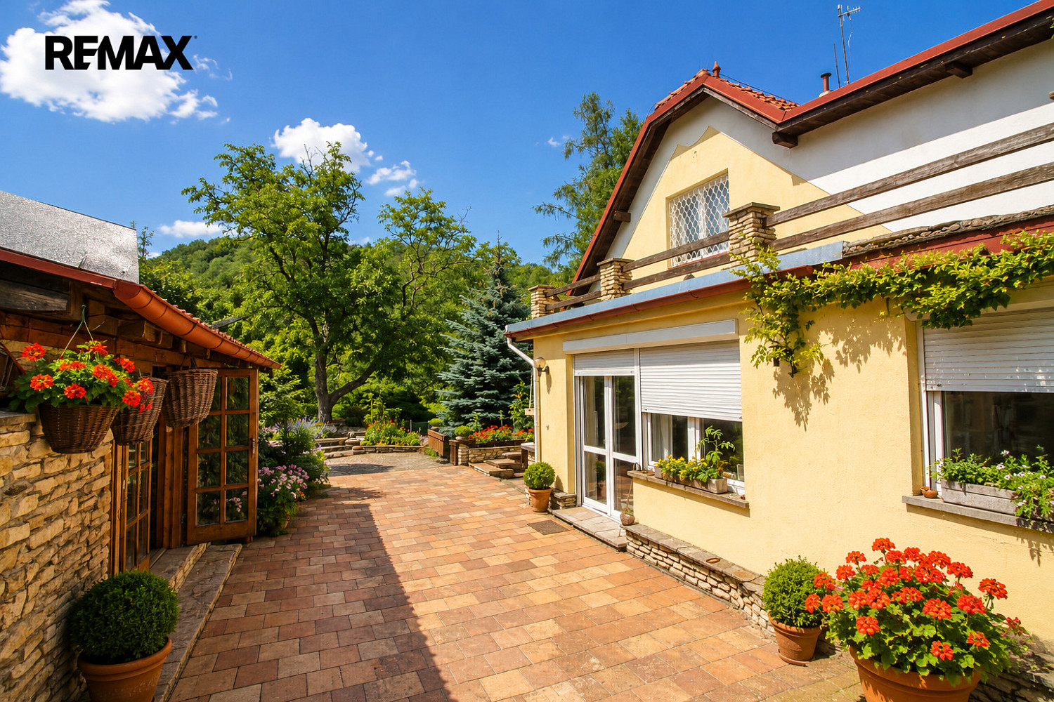 Prodej domu 230 m² s pozemkem 4 228 m²