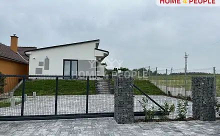 Pronájem domu 160 m² s pozemkem 1 404 m², Zásmuky - Doubravčany, okres Kolín