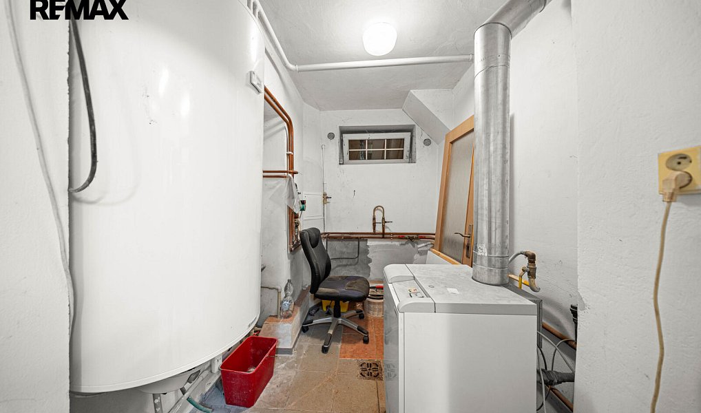 Prodej domu 361 m² s pozemkem 1 042 m², Kolín – náhled fotky 15