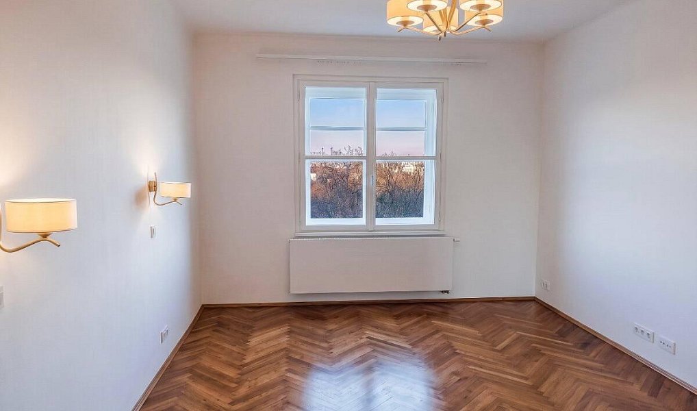 Pronájem bytu 3+kk 77 m², Praha – náhled fotky 2