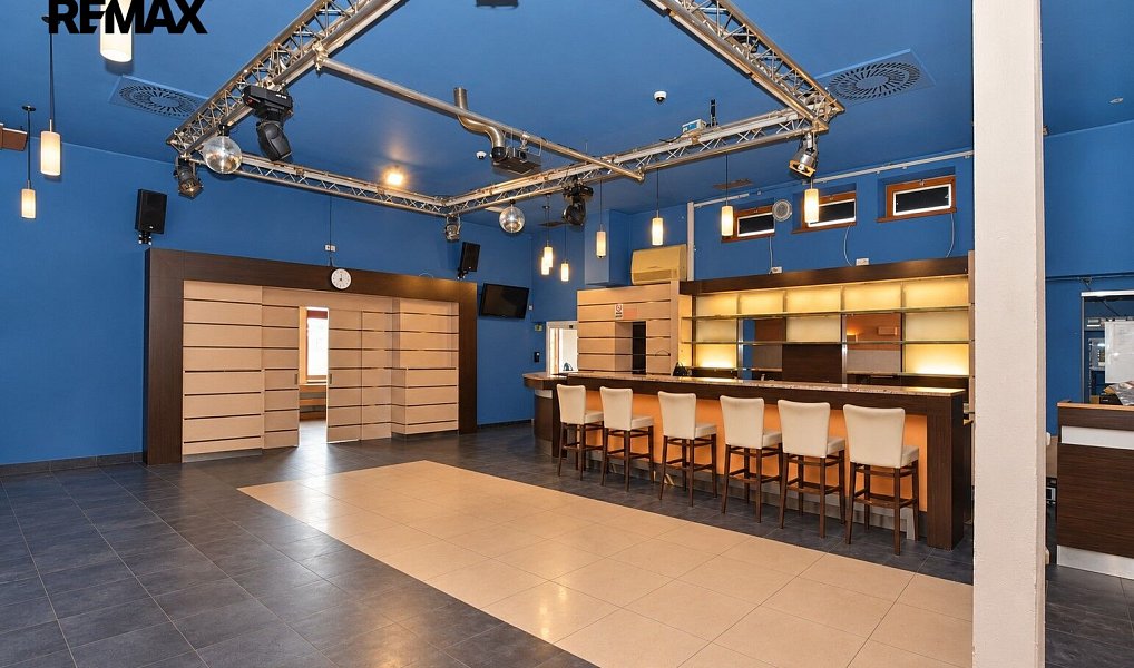 Prodej obchodních prostor 456 m², Beroun – náhled fotky 7