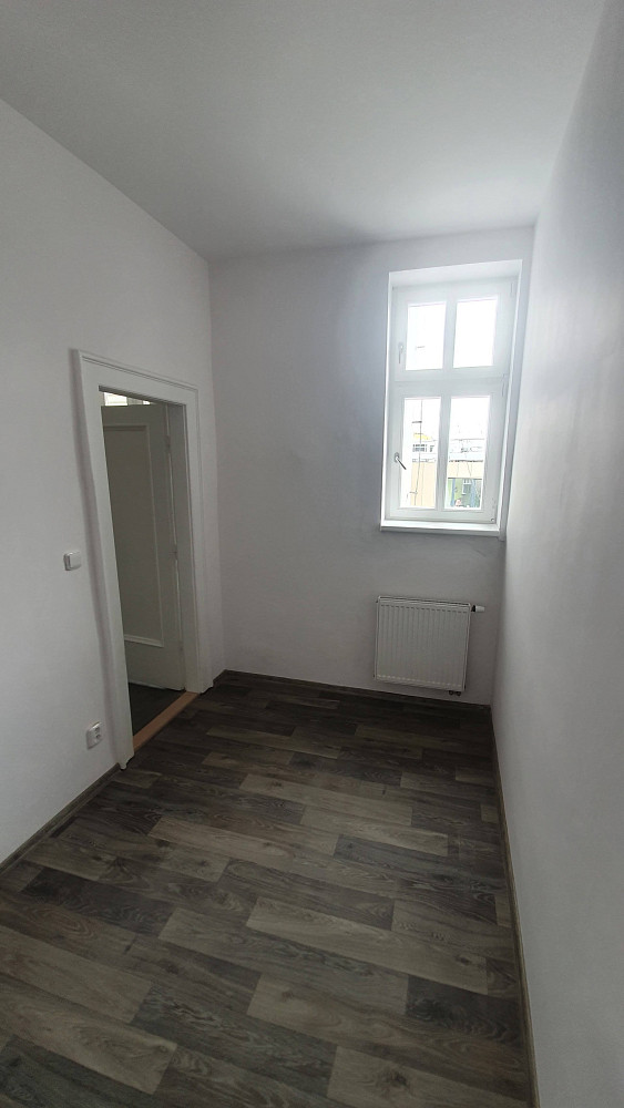 Pronájem bytu 5+kk 144 m² – fotografie 3