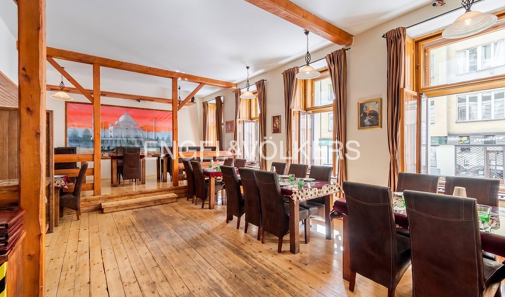Prodej restaurace 328 m², Praha – náhled fotky 2