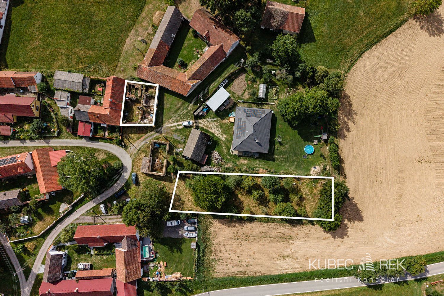 Prodej stavebního pozemku 1 342 m²