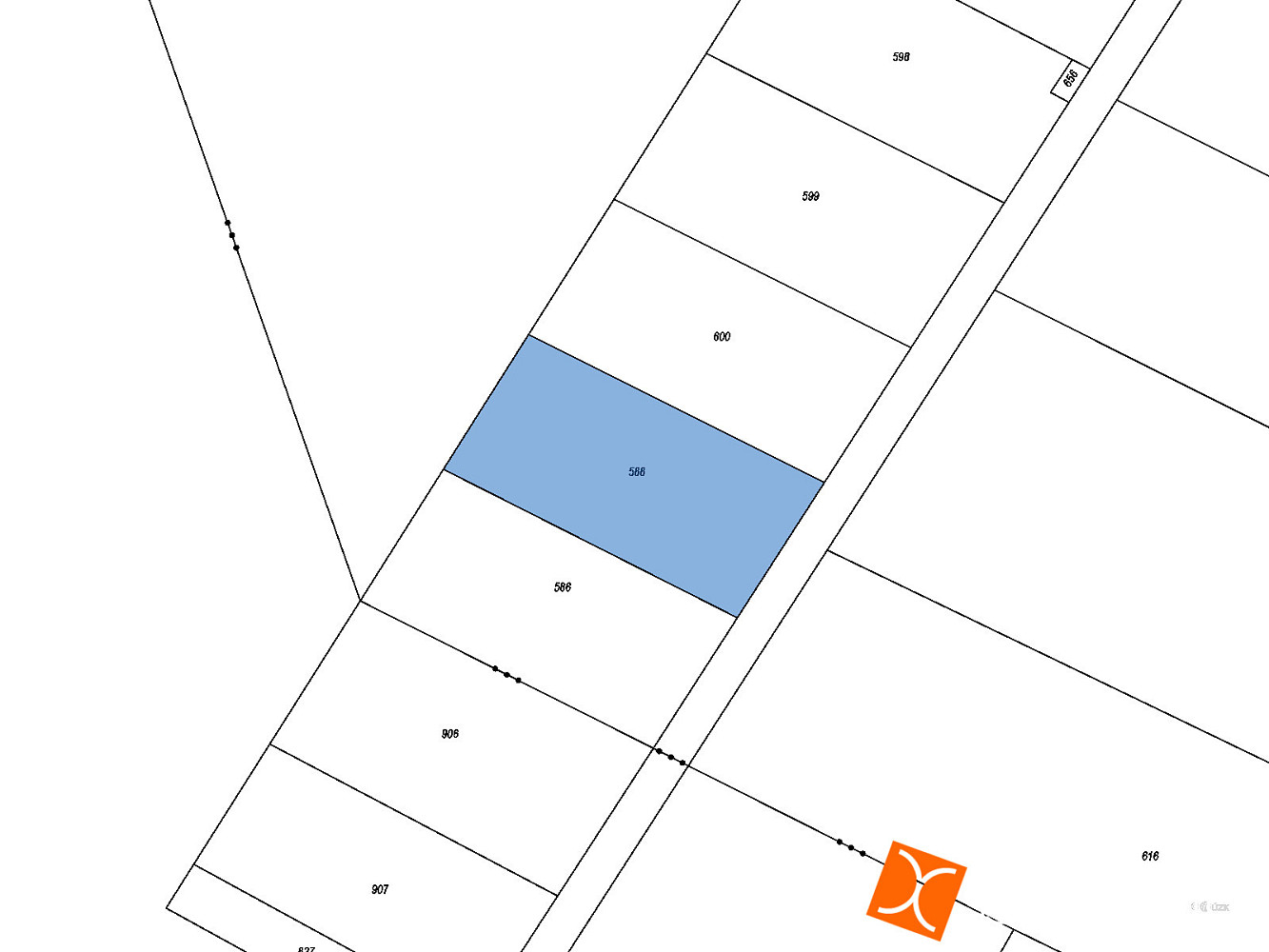 Prodej pozemku 773 m² – fotografie 3