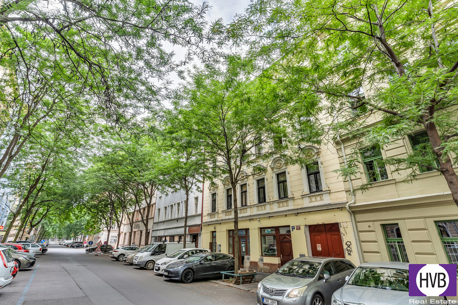 Prodej bytu 1+kk 16 m² — photo 3