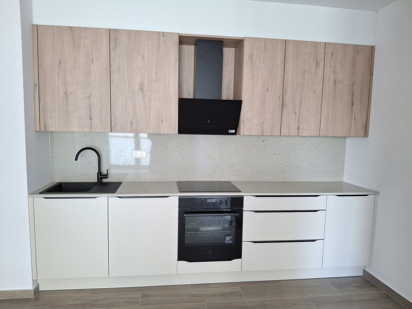 Pronájem bytu 2+kk 48 m² – fotografie 2