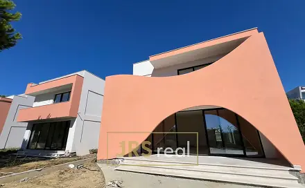 Prodej domu 227 m² s pozemkem 450 m², Durrës, Albánie