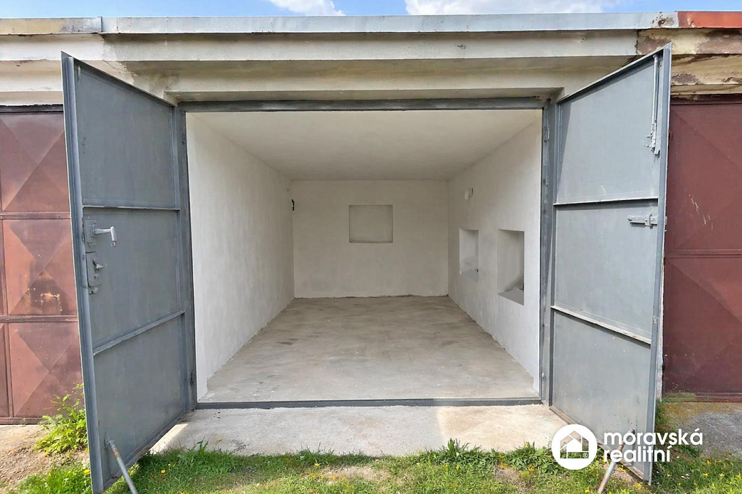 Prodej garáže v ivančicích — photo 4