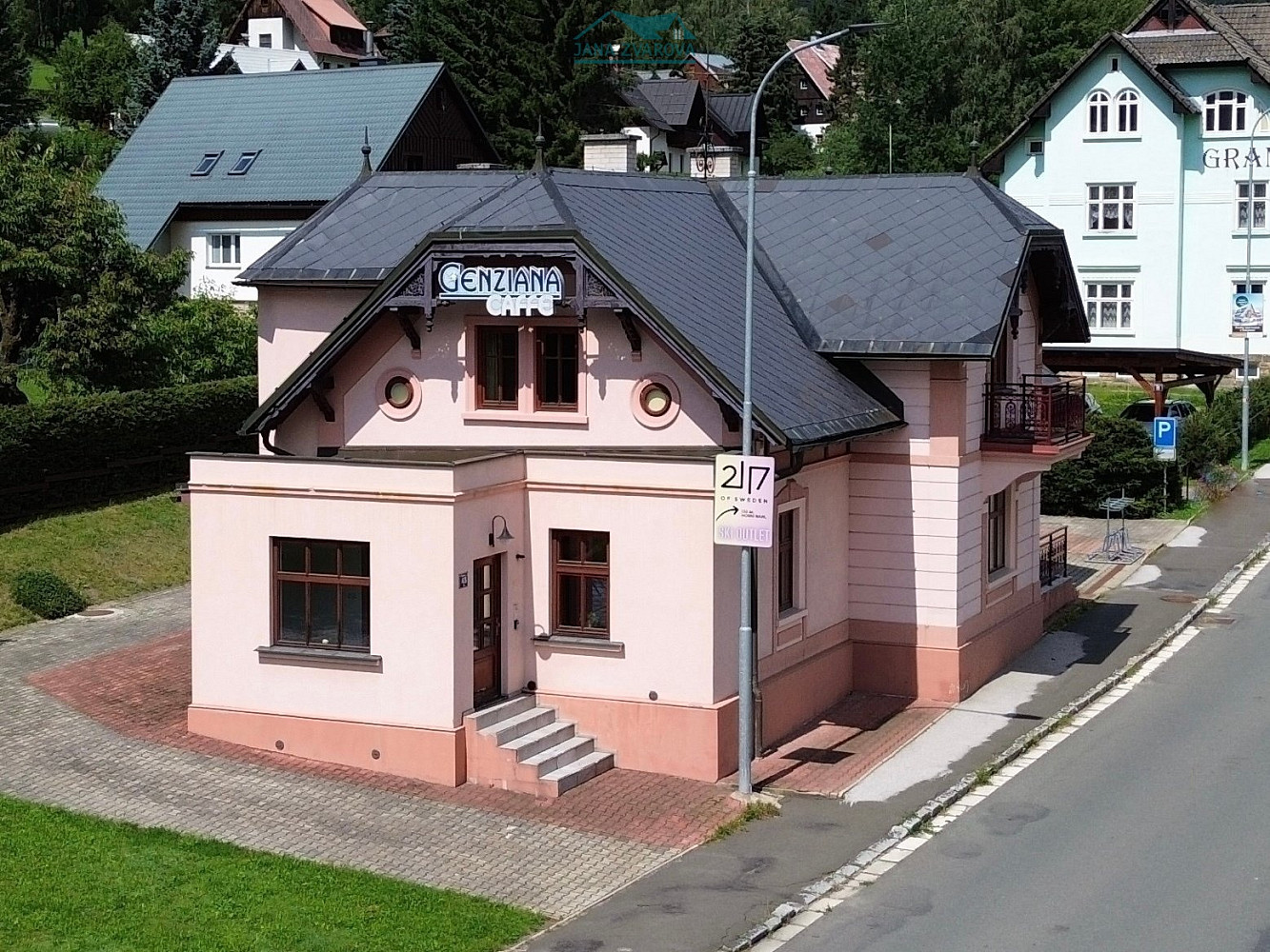 Prodej domu 222 m² s pozemkem 476 m²