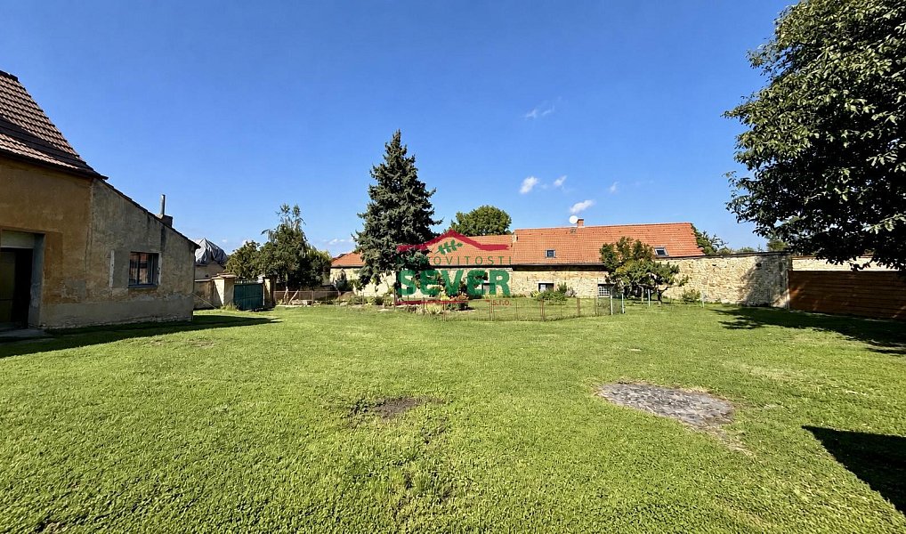 Prodej domu 241 m² s pozemkem 1 596 m², Křesín – náhled fotky 14