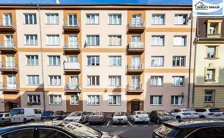 Prodej bytu 2+1 55 m², Na Hradčanech, Cheb