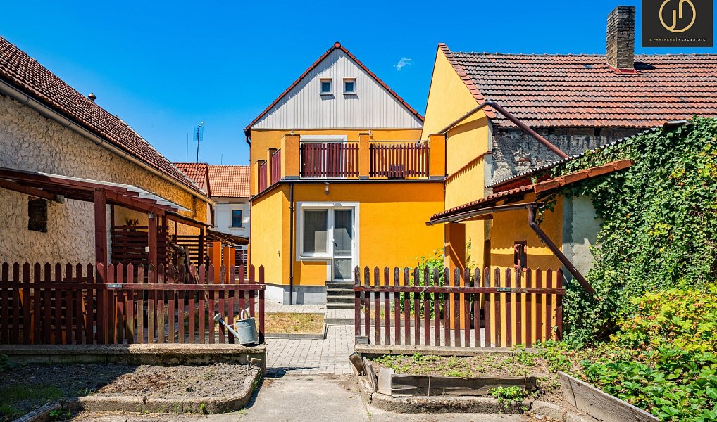 Prodej domu 136 m² s pozemkem 360 m², Makotřasy – náhled fotky 2