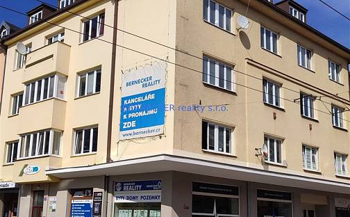 Pronájem kanceláře 31 m², S. K. Neumanna, Hradec Králové - Pražské Předměstí