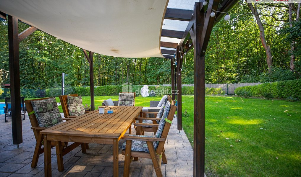 Prodej domu 249 m² s pozemkem 1 050 m², Praha – náhled fotky 21