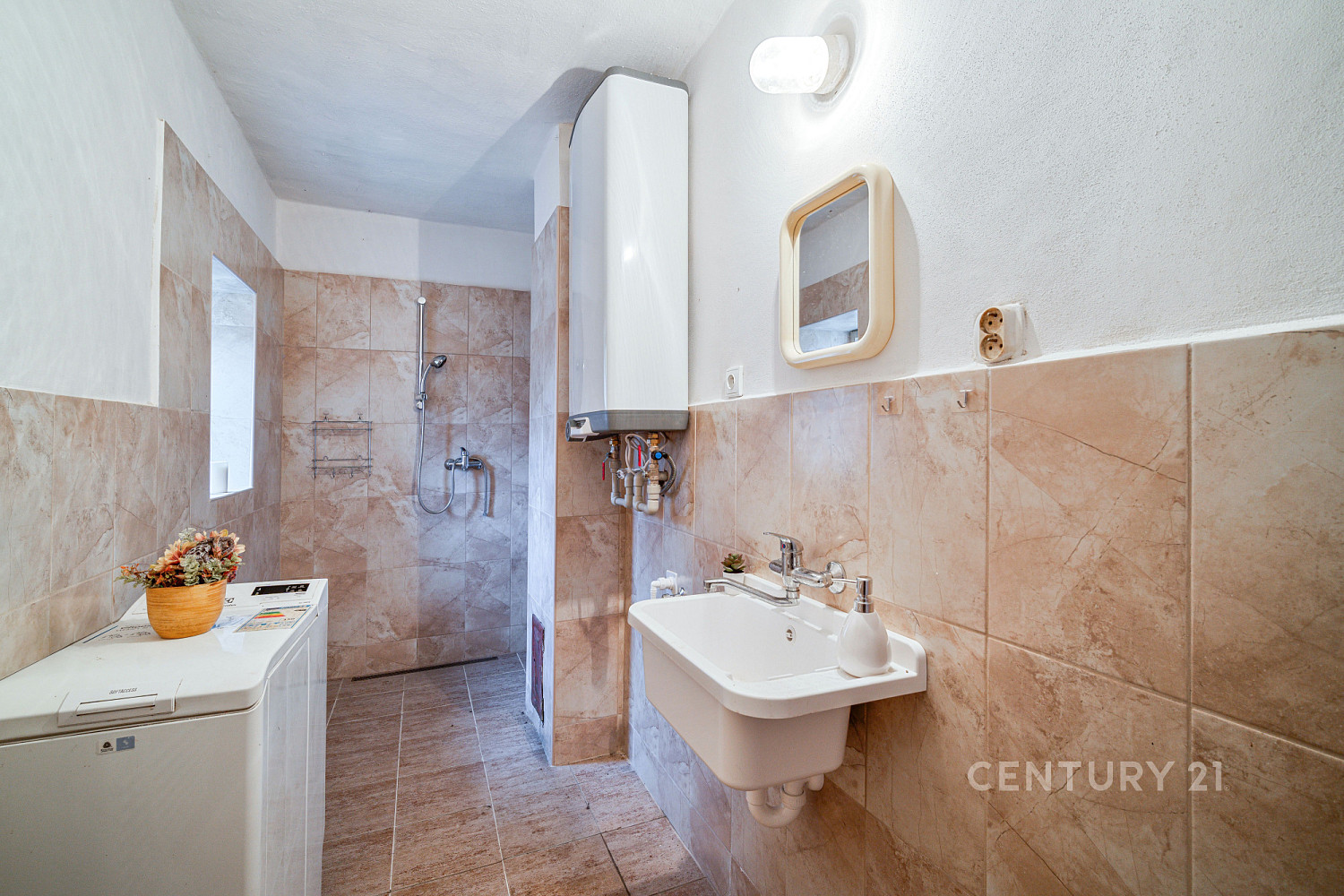 Prodej domu 79 m² s pozemkem 1 182 m² – fotografie 4