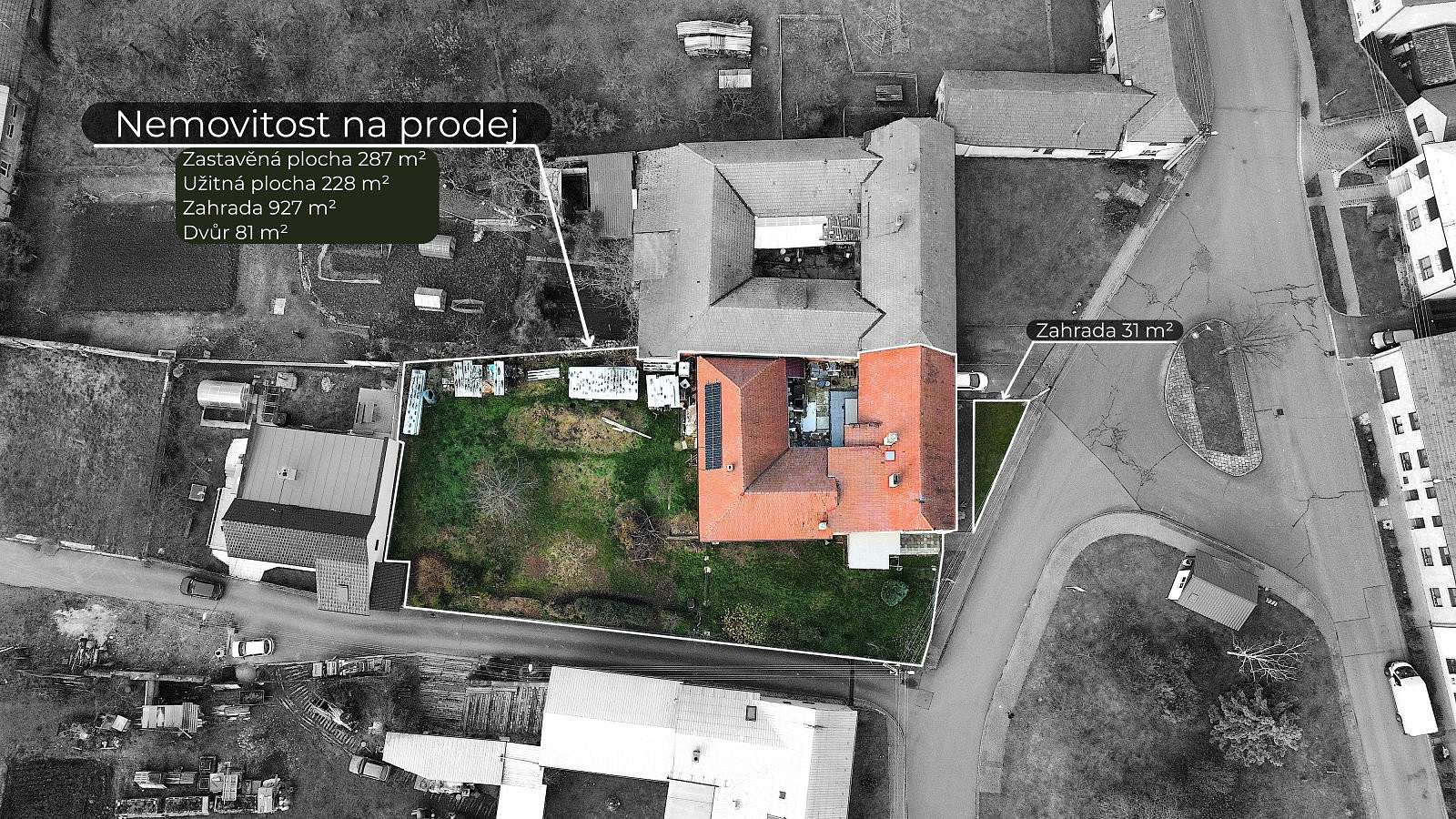 Prodej domu 228 m² s pozemkem 1 326 m²